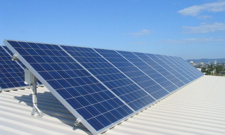 معاون وزیر صمت خبر داد: فرصت ویژه سرمایه‌گذاری برای ساخت نیروگاه‌های خورشیدی ۲۰ کیلوواتی در شهرک‌های صنعتی