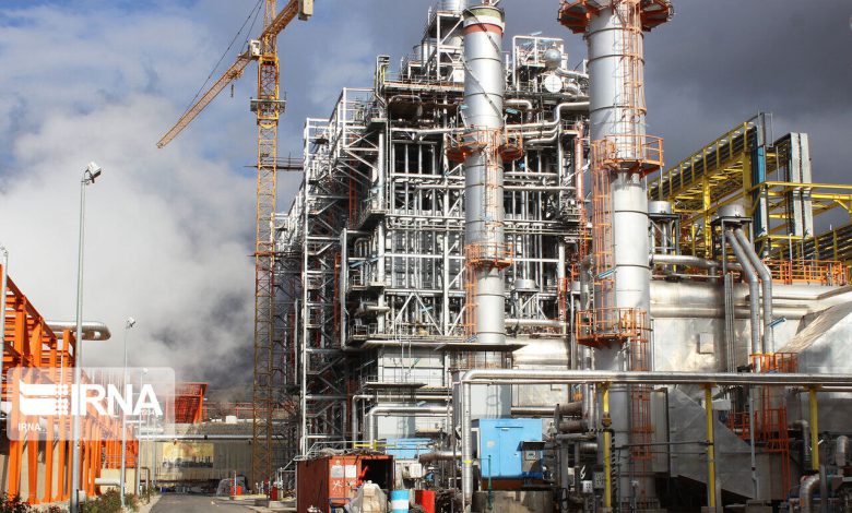 افزایش سرمایه گذاری چین در صنایع پایین دستی نفت و گاز ایران