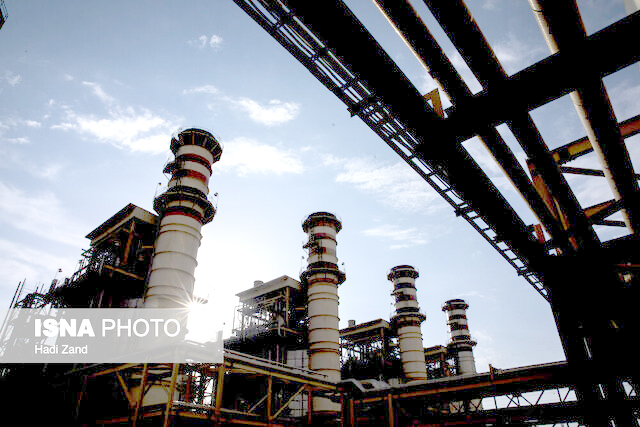 آمادگی حداکثری نیروگاه‌ها برای تولید برق در تابستان