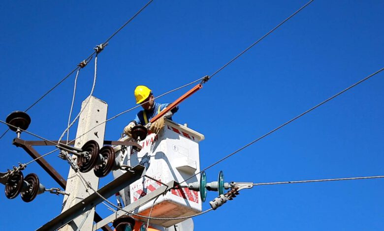 برتری در ارائه خدمات به مشترکین شرکت توزیع برق استان اردبیل با بهبود شاخص SAIDI