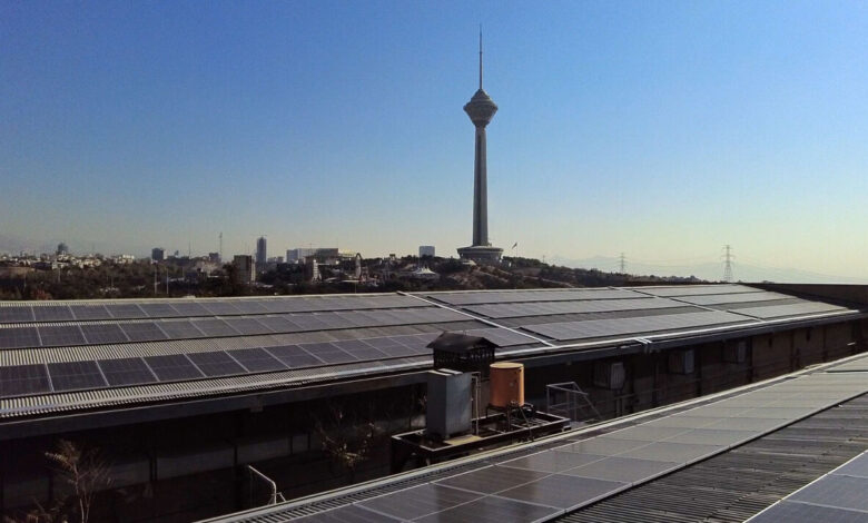 سهم نیروگاه های خورشیدی به بیش از ۲ هزار مگاوات رسید