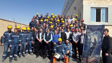 تجلیل از سیمبانان فداكار توزیع برق استان البرز